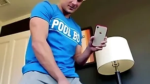 Muscular top fingers and breeds stepbro at the oustandingly bj