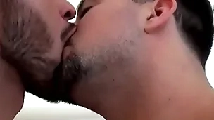 Crabby hunk mason lear pees and cums wih justin dean