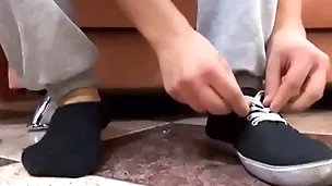 Solo guy enjoys sucking start-off plus ribbons