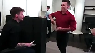 Collin lust and eric vane have sex in a public berth - reality dudes