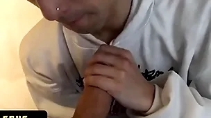 Latin leche - lucky stud meets cute skater boy and makes him suck his hard cock in a motel