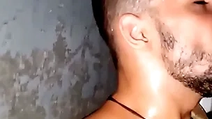 Revezando o cuzinho do personal com maldonatto - completo no red vem assisti!