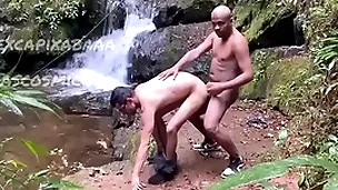 Dei gostoso pro negão