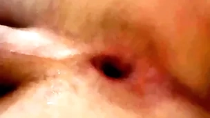 Passivo com desodorante hardly ever cuzinho liso rosado