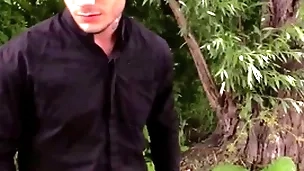 Athletic guy in need for confident meets a man sympathetic all over help if he gets his cock satisfied - bigstr