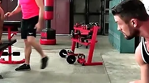 Hothouse ryan rose cumshot for 2 of his boys at rub-down the gym