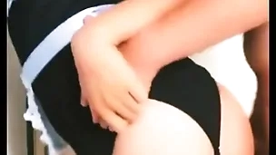 Femboy para in plain