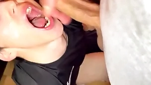 Jeune bug bien chaud! vidéo intégrale sur ma chaîne xvideos.red, abonnement ou achat direct