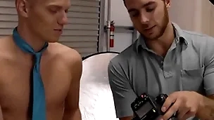 Nextdoortwink - horny photographer's cock fills up twink partition